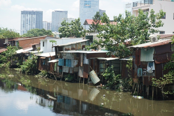 TP giàu nhất Việt Nam sắp làm đường, xây công viên hơn 8.500 tỷ: ‘Đổi đời’ cho kênh rạch ô nhiễm giải cứu kẹt xe nội đô- Ảnh 1.