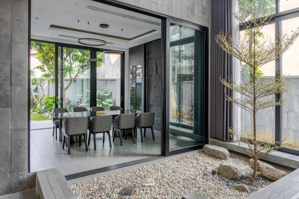 Nhiều biệt thự càng ở càng mệt: Chuyên gia phong thủy chỉ lỗi nghiêm trọng khiến biệt thự 'đẹp mà không lành'- Ảnh 2.