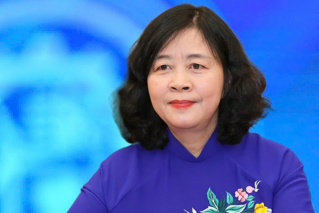 Bà Bùi Thị Minh Hoài - Ủy viên Bộ Chính trị, Bí thư Đảng ủy MTTQ, các đoàn thể Trung ương, Chủ tịch Ủy ban Trung ương MTTQ Việt Nam. tienphong-131btmh.jpg