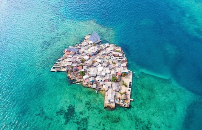 Hòn đảo có diện tích chưa bằng 2 sân vận động: Gần 1.000 người chen chúc trong 115 căn nhà, không bao giờ xảy ra tai nạn, trộm cắp