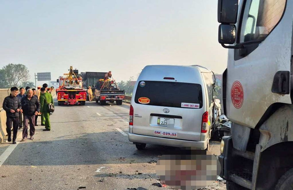 Khẩn trương hoàn thiện hồ sơ khởi tố vụ tai nạn trên cao tốc khiến 4 người tử vong - ảnh 1