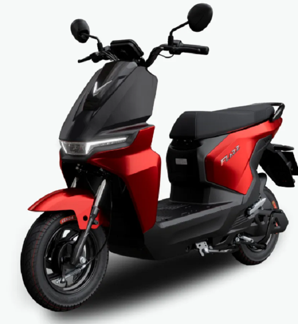 VinFast Flazz-khong-can-bang-lai-2