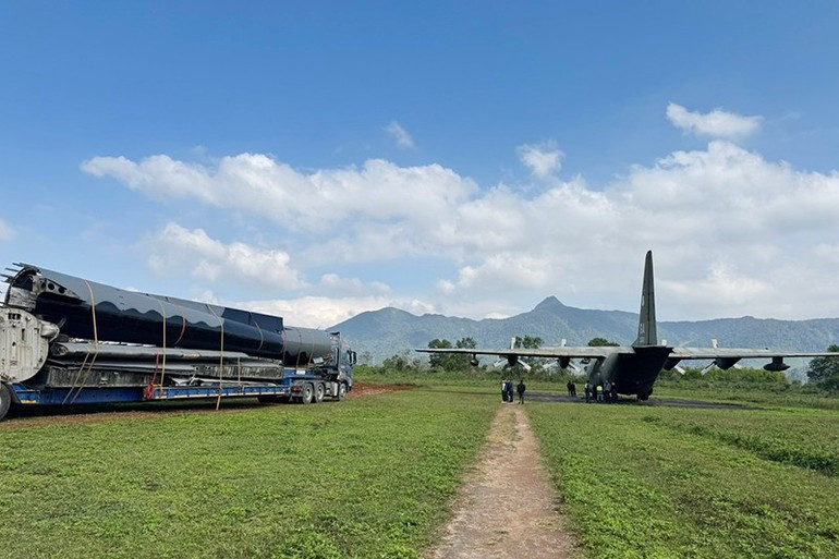 Sân bay 'huyền thoại trên đất lửa' của Việt Nam chính thức tiếp nhận máy bay C-119 - ảnh 2