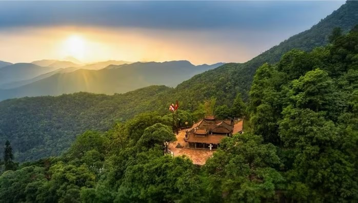 Đề xuất bỏ thu phí tham quan Yên Tử - ảnh 1