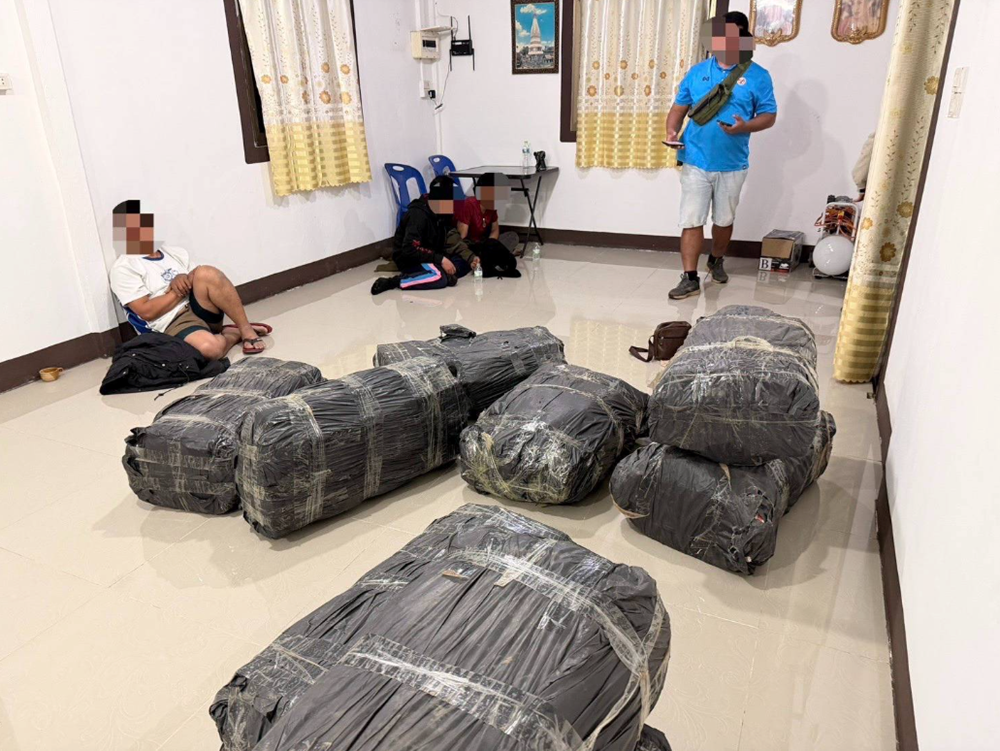 Bắt 4 nghi phạm buôn lậu gần 500kg ma túy đá gần sông Mekong gây chấn động dư luận - ảnh 3