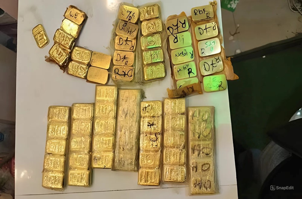 Thu giữ khẩn cấp 29kg vàng thỏi trị giá 116 tỷ cùng 8,5 tỷ đồng tiền mặt trong một kho hàng - ảnh 1