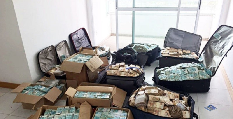 Tịch thu 5.318 tỷ đồng, 38 ô tô, niêm phong 1.021 bất động sản, 27 khu đất của cựu Giám đốc Sở Tài chính - ảnh 1