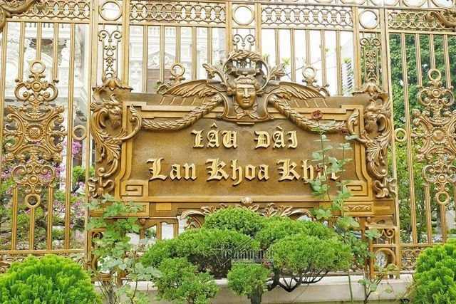 Tòa lâu đài 'bạch ngọc' gần 50 tỷ mang đậm phong cách Hy Lạp ở Việt Nam: Gỗ lát sàn dày đến 12cm, xây gần 10 năm mới hoàn thành- Ảnh 2.