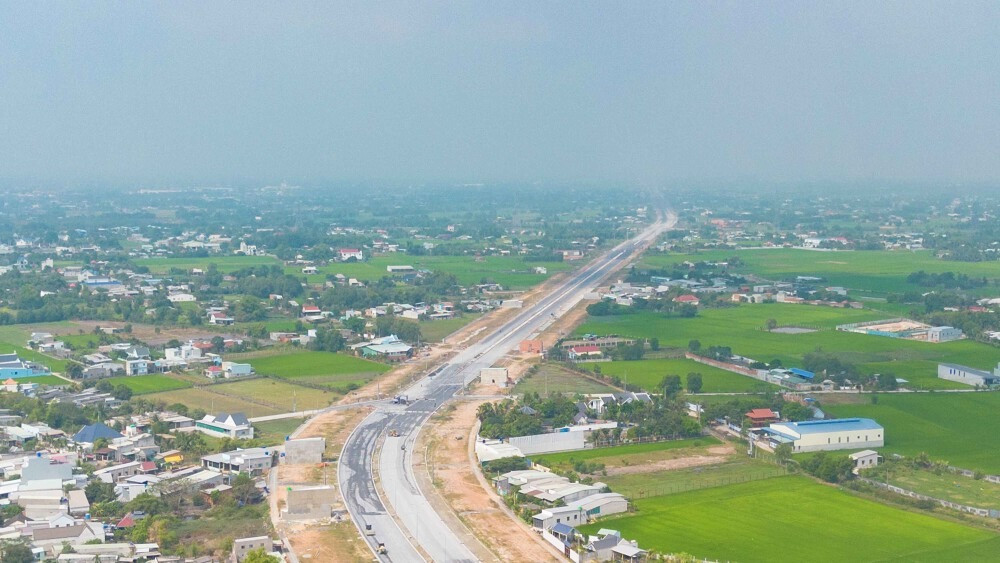 Sắp thông xe trục giao thông chiến lược 4.800 nối nhịp TP giàu nhất Việt Nam với tỉnh giáp biên giới Campuchia- Ảnh 2.