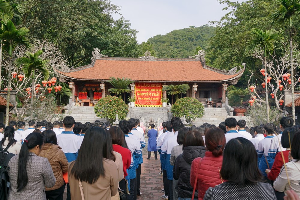 Ngôi trường chuyên mang tên Danh nhân văn hóa thế giới, lập kỳ tích 3 thủ khoa HSG quốc gia 2026 - ảnh 1