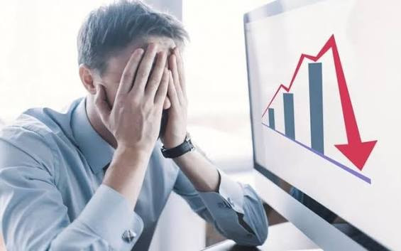 Cổ phiếu giảm sàn, chủ tịch một công ty chứng khoán đăng ký bán hơn 21 triệu cổ phiếu