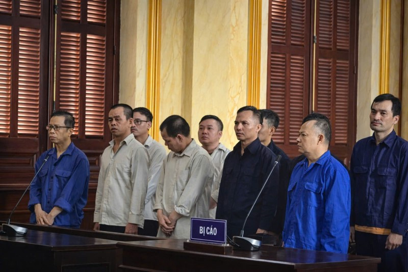 Tuyên án 3 cựu cán bộ Sở Xây dựng bao che công trình xây dựng sai phạm - ảnh 1