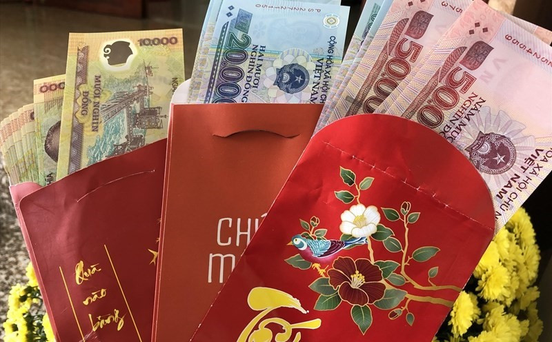 Cha mẹ thu tiền lì xì của con có thể bị phạt 30 triệu? - ảnh 1