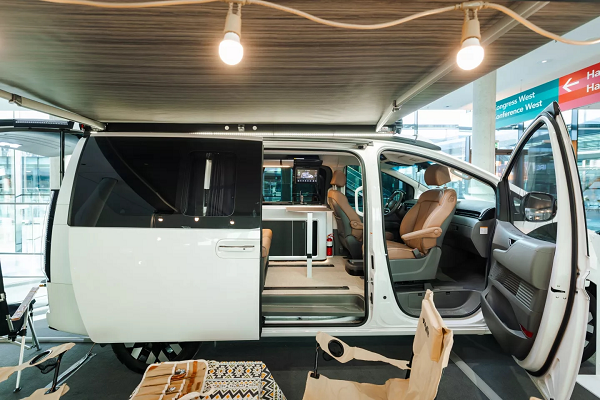 Staria Camper-nha-di-dong-3