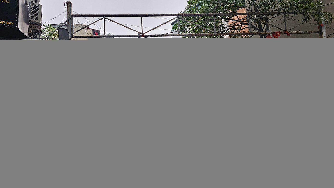 Như vậy, quyết định mới nhất của UBND TP Hà Nội được xem là bước hoàn tất thủ tục pháp lý cuối cùng, chính thức “khai tử” dự án tổ hợp công trình hỗn hợp và nhà ở tại khu đất 11-13 Nguyễn Chí Thanh – dự án đã được chuyển mục đích sử dụng đất từ năm 2010 nhưng suốt hơn một thập kỷ vẫn chỉ tồn tại trên giấy. 20260121-112929.jpg