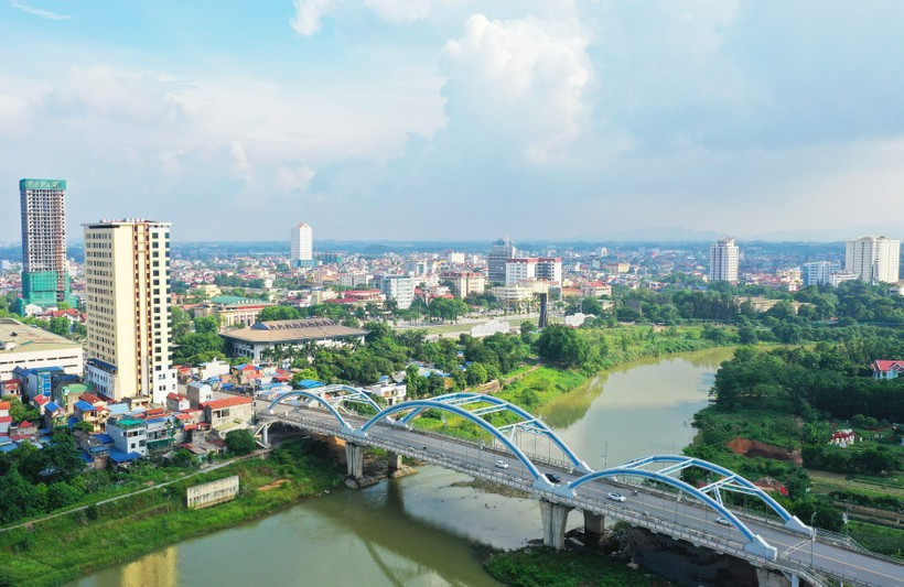 Xây dựng tỉnh Thái Nguyên trở thành trung tâm công nghiệp hiện đại, có thu nhập trung bình cao trước năm 2030- Ảnh 1.