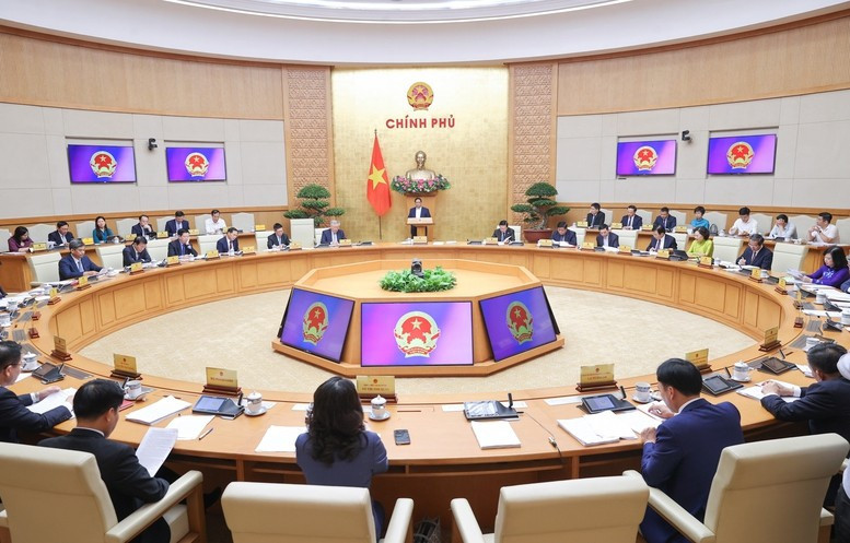 Quang cảnh phiên họp Chính phủ thường kỳ. Ảnh: Nhật Bắc 231cphu.jpg