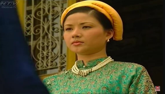 Nữ diễn viên duy nhất là Phó Giáo sư - Tiến sĩ, được mệnh danh là 'Nam Phương Hoàng hậu' đẹp nhất điện ảnh Việt Nam - ảnh 6