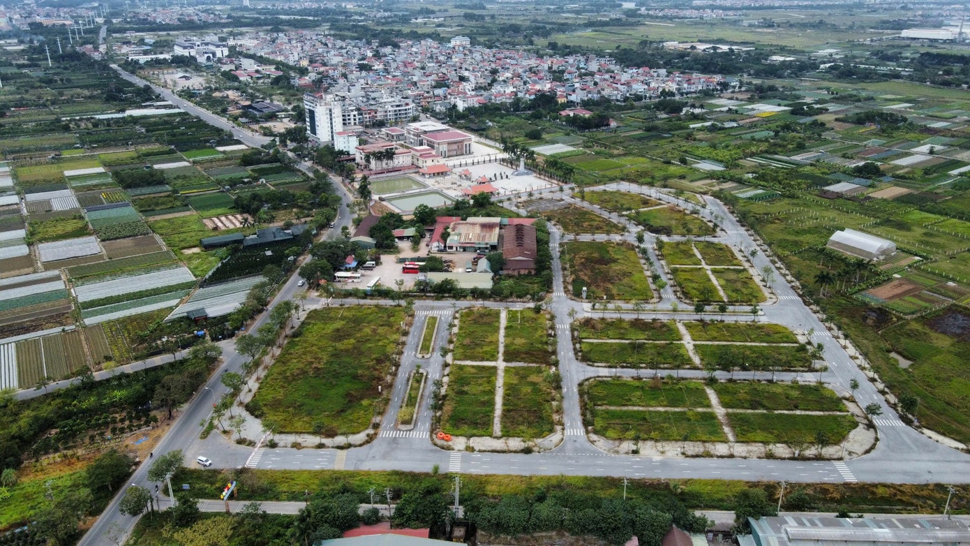 Theo VARS, trong thời gian tới, những dự án có giá bán vượt xa giá trị thực, vị trí kém kết nối, pháp lý chưa hoàn thiện hoặc không phù hợp với nhu cầu ở thực sẽ đối mặt nguy cơ “đóng băng” giao dịch. Ảnh minh hoạ. z6073522773129-17f4c7d915536e94327ab52c36f2eb49.jpg