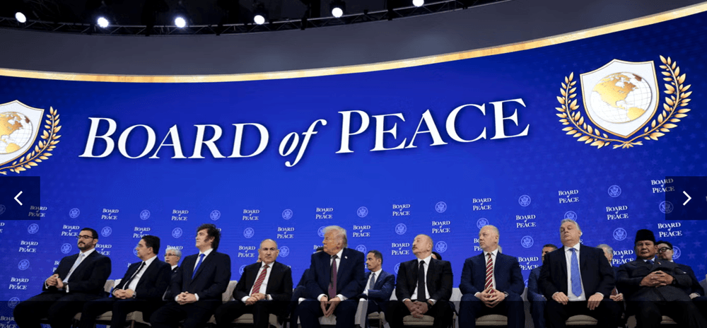 Lộ ảnh một bên tay bị bầm tím gây sốt cộng đồng mạng, ông Trump nói gì? - ảnh 2