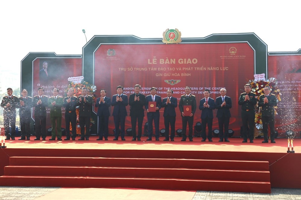 Bên trong TT Đào tạo và Phát triển năng lực gìn giữ hòa bình của Bộ Công an tại tỉnh Hưng Yên: Rộng 57ha, sở hữu dàn khí tài hiện đại - ảnh 4