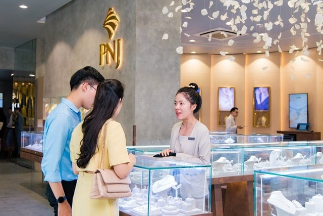 PNJ kỳ vọng biên lợi nhuận gộp đạt 20-24% năm 2026
