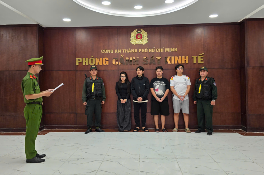 Bắt nóng Nguyễn Đỗ Bảo Ngọc SN 2004