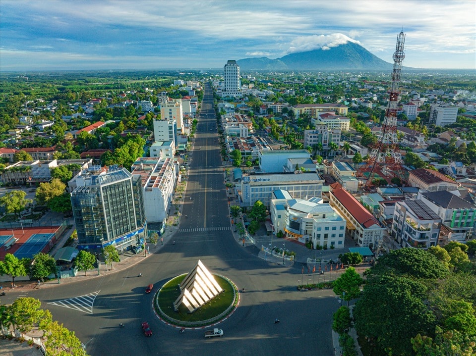 Tỉnh giáp biên giới Campuchia ưu tiên triển khai loạt công trình trọng điểm với mức vốn hàng trăm nghìn tỷ- Ảnh 1.