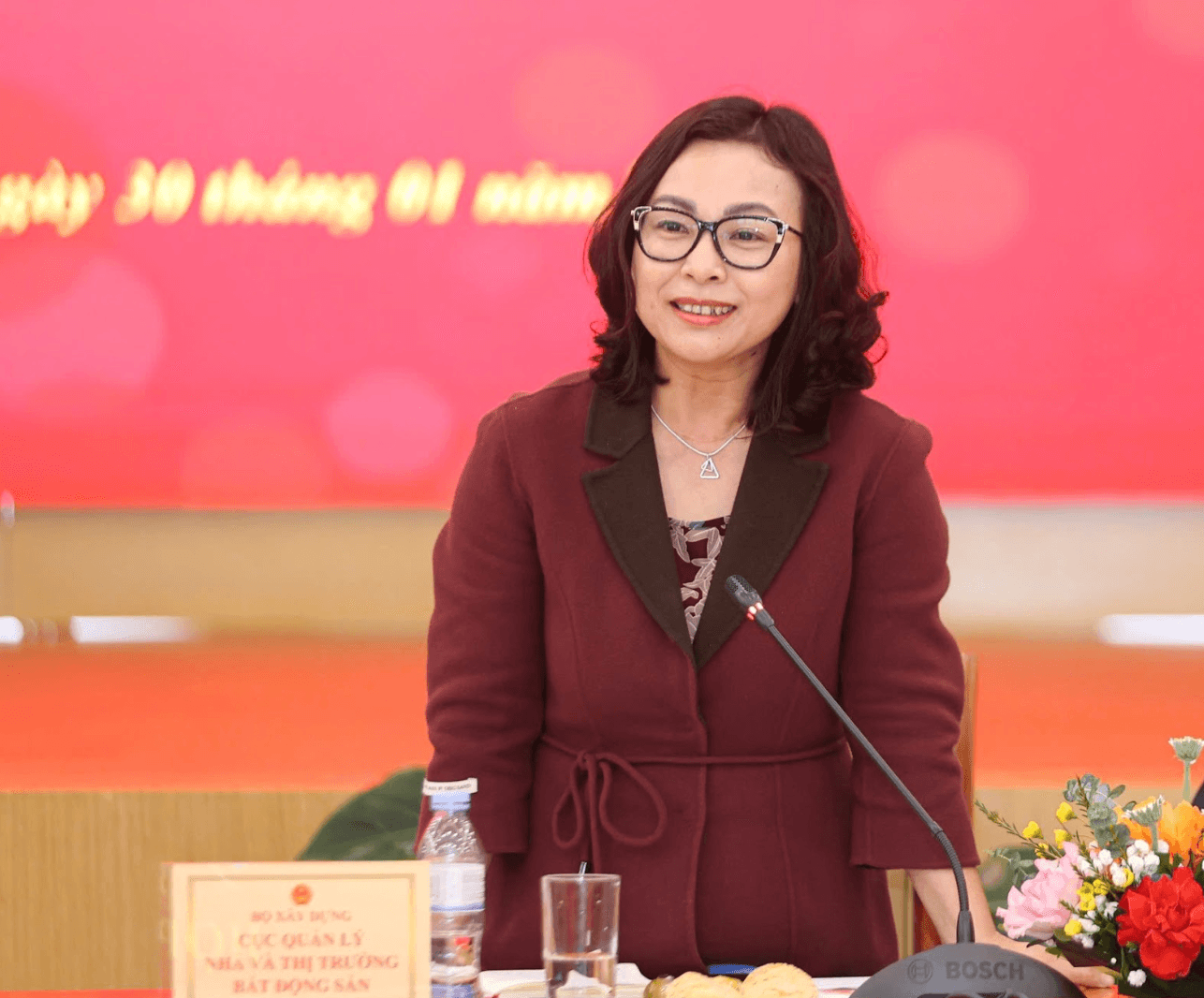 Bà Tống Thị Hạnh - Cục trưởng Cục Quản lý nhà ở và Thị trường bất động sản - Bộ Xây dựng. anh-man-hinh-2026-01-31-luc-094156.png