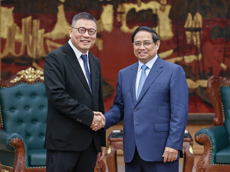 Gặp Thủ tướng, Chủ tịch tập đoàn dệt may 40.000 nhân sự của Trung Quốc tỏ ý muốn 'phát triển dự án nhôm' phục vụ ngành xe điện