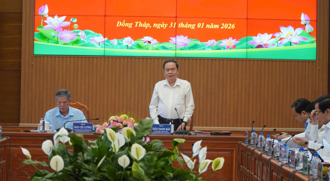 Chủ tịch Quốc hội Trần Thanh Mẫn phát biểu tại buổi làm việc. anh-7.jpg