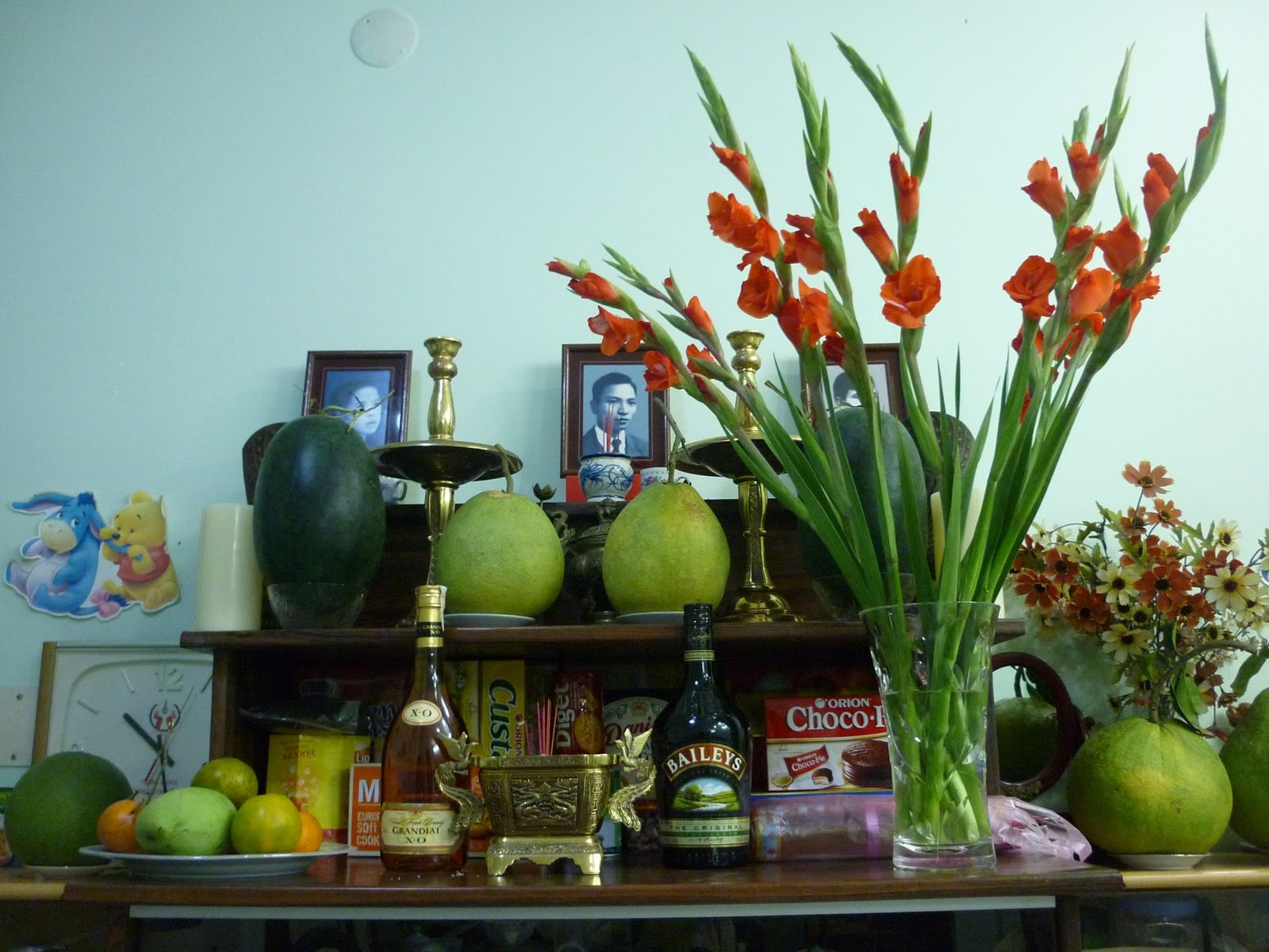 ban-tho-ngay-tet-nen-cam-hoa-gi.jpg6_.jpg