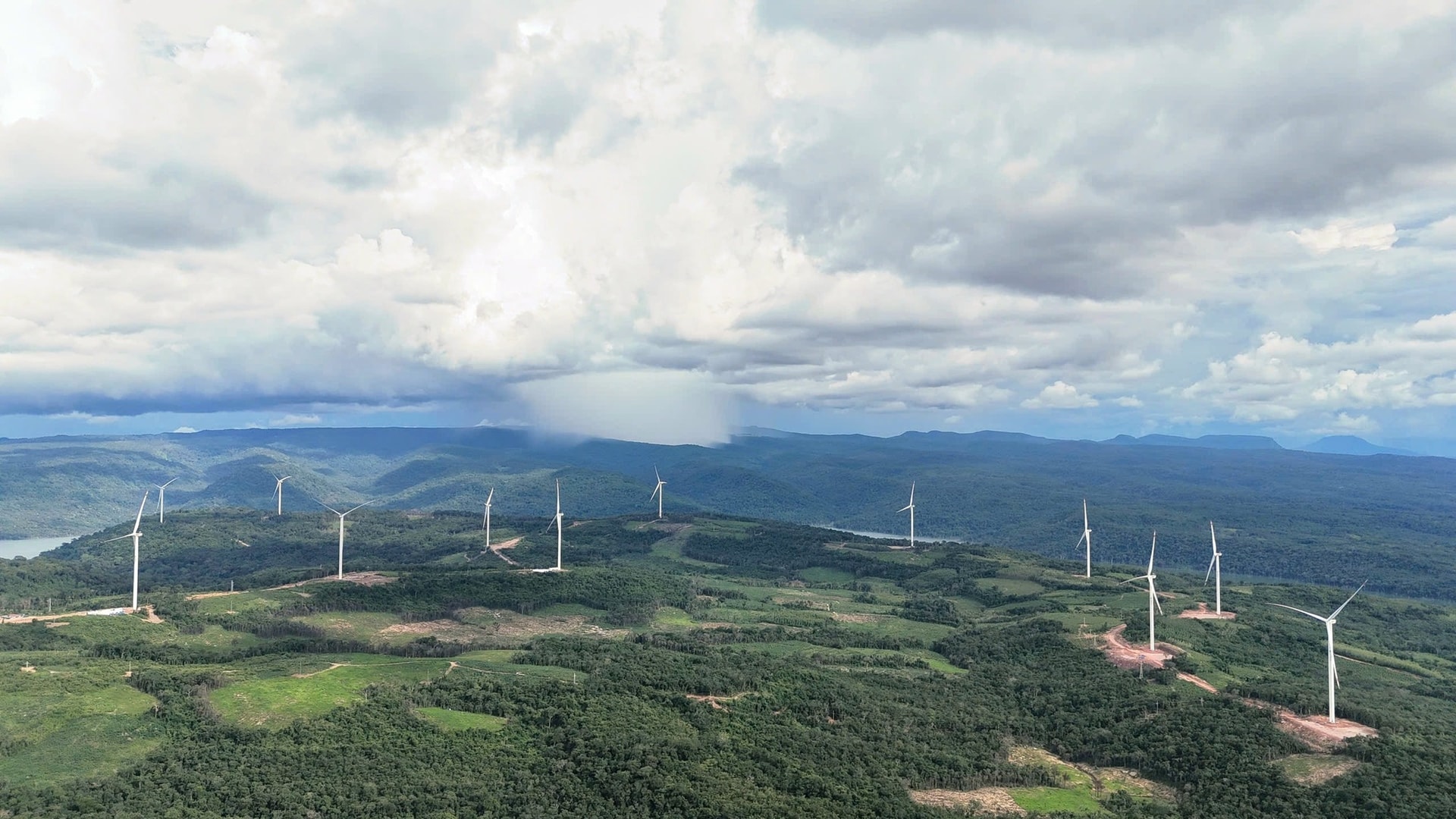 Dự án điện gió xuyên biên giới 768 triệu USD của T&T Group là điểm nhấn trong hợp tác năng lượng Việt - Lào