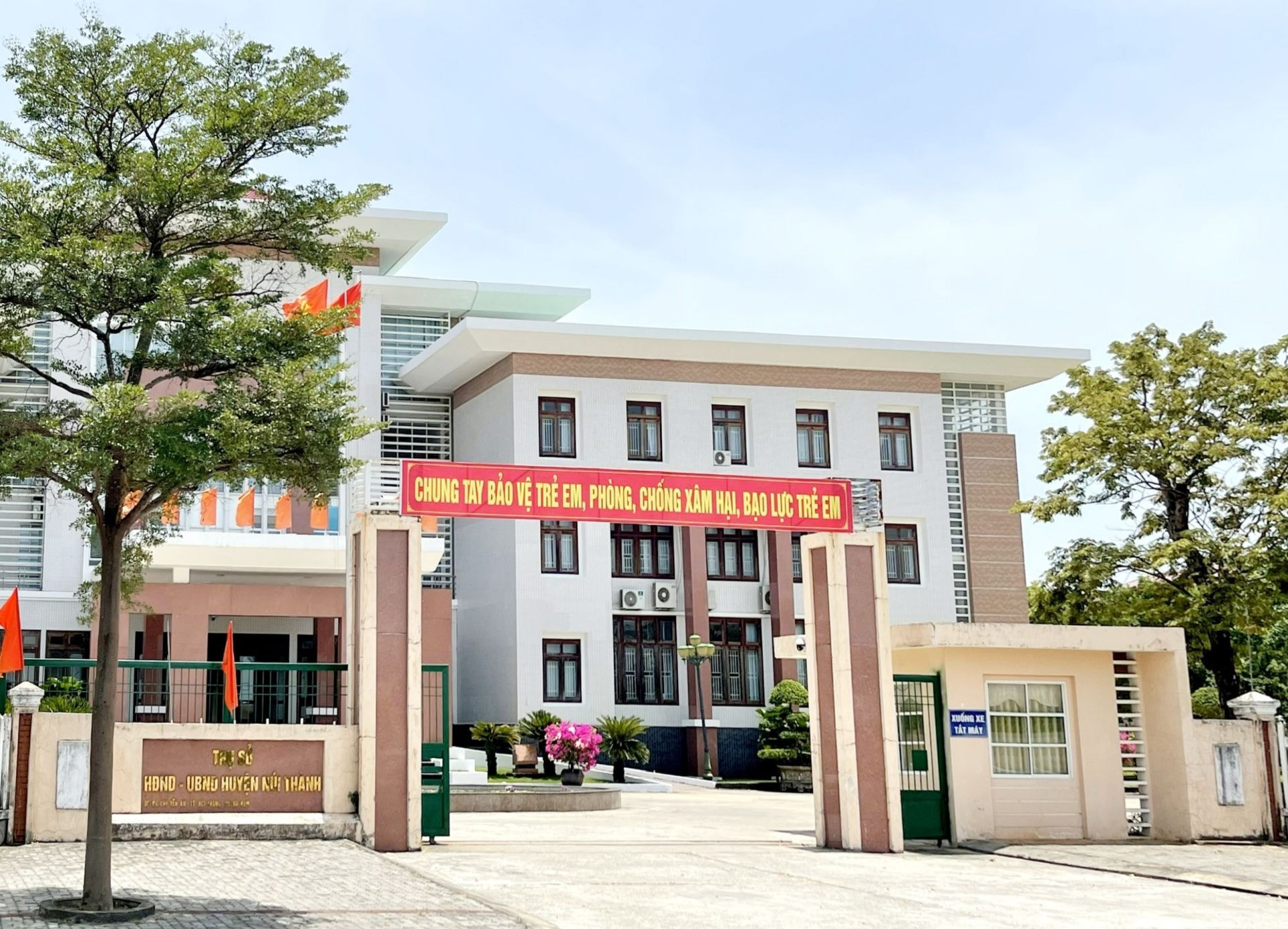 UBND HUYỆN NUI THANH