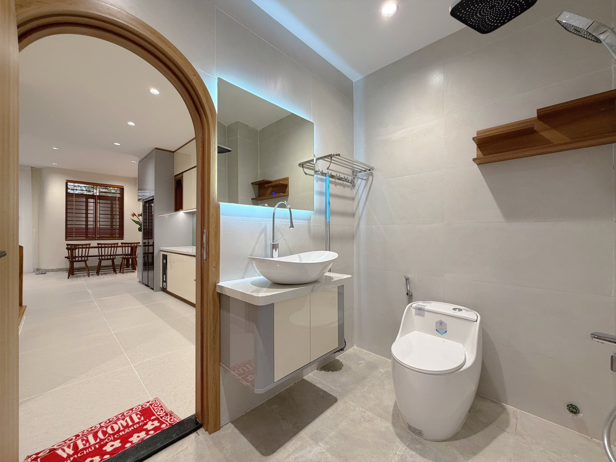 Sống trọn trong căn nhà tối giản hơn 180m2 giữa lòng phố, chi phí chỉ mất hơn 1,7 tỷ đồng- Ảnh 8. Sống trọn trong căn nhà tối giản hơn 180m2 giữa lòng phố, chi phí chỉ mất hơn 1,7 tỷ đồng- Ảnh 8.