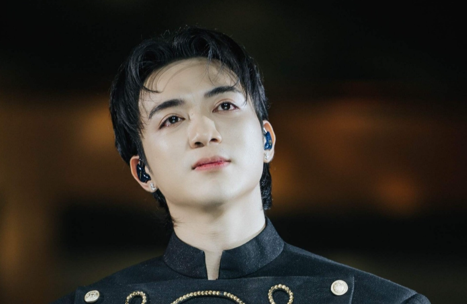 Soobin Hoàng Sơn nhập viện