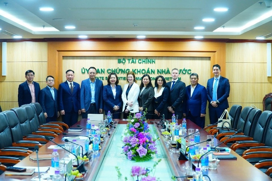 Mở cửa giao dịch qua broker toàn cầu, Việt Nam ghi điểm với FTSE Russell