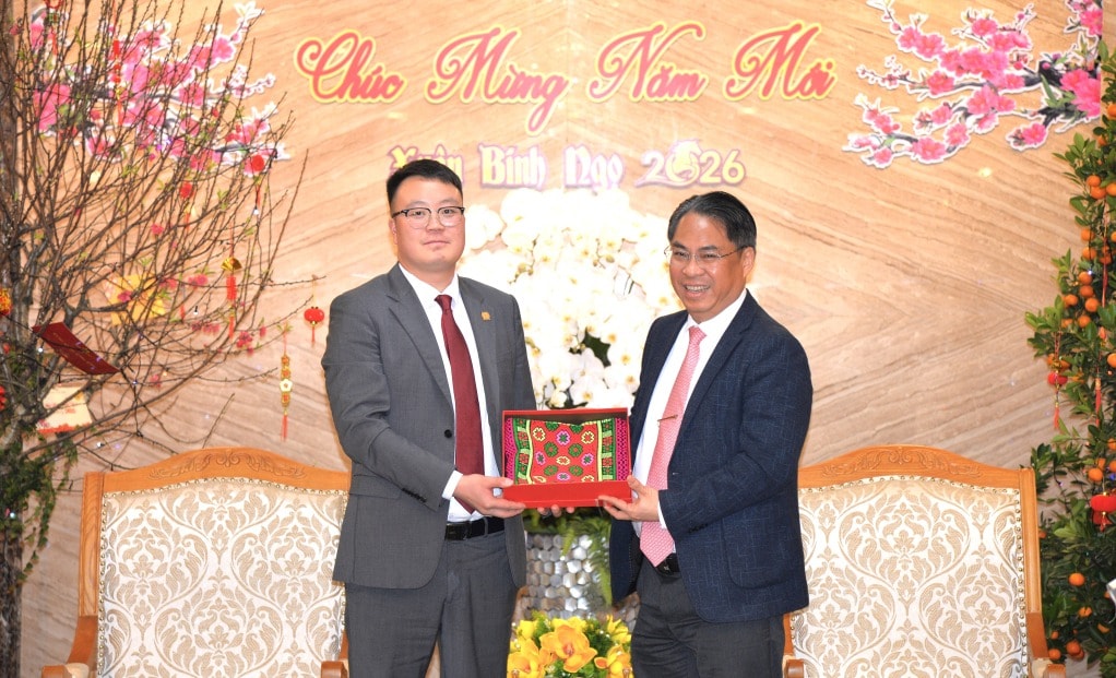 Đối tác Trung Quốc của Vingroup ngỏ ý đầu tư loạt dự án công nghệ cao, xây dựng tại Cao Bằng