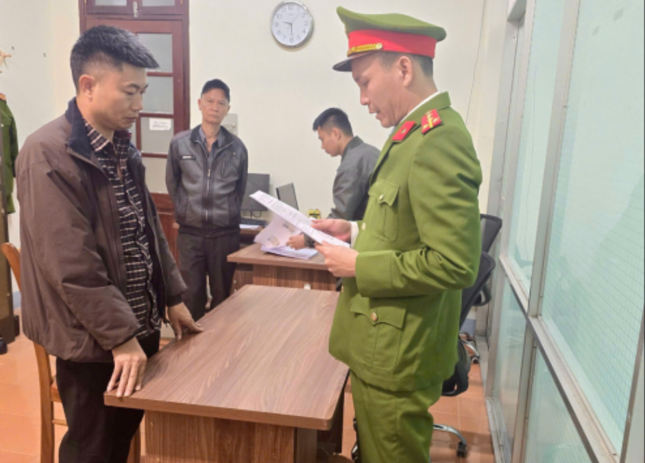 Khởi tố Nguyễn Công Nguyên, tịch thu 699,89g vàng, 156kg bạc cùng 880 triệu đồng tiền mặt