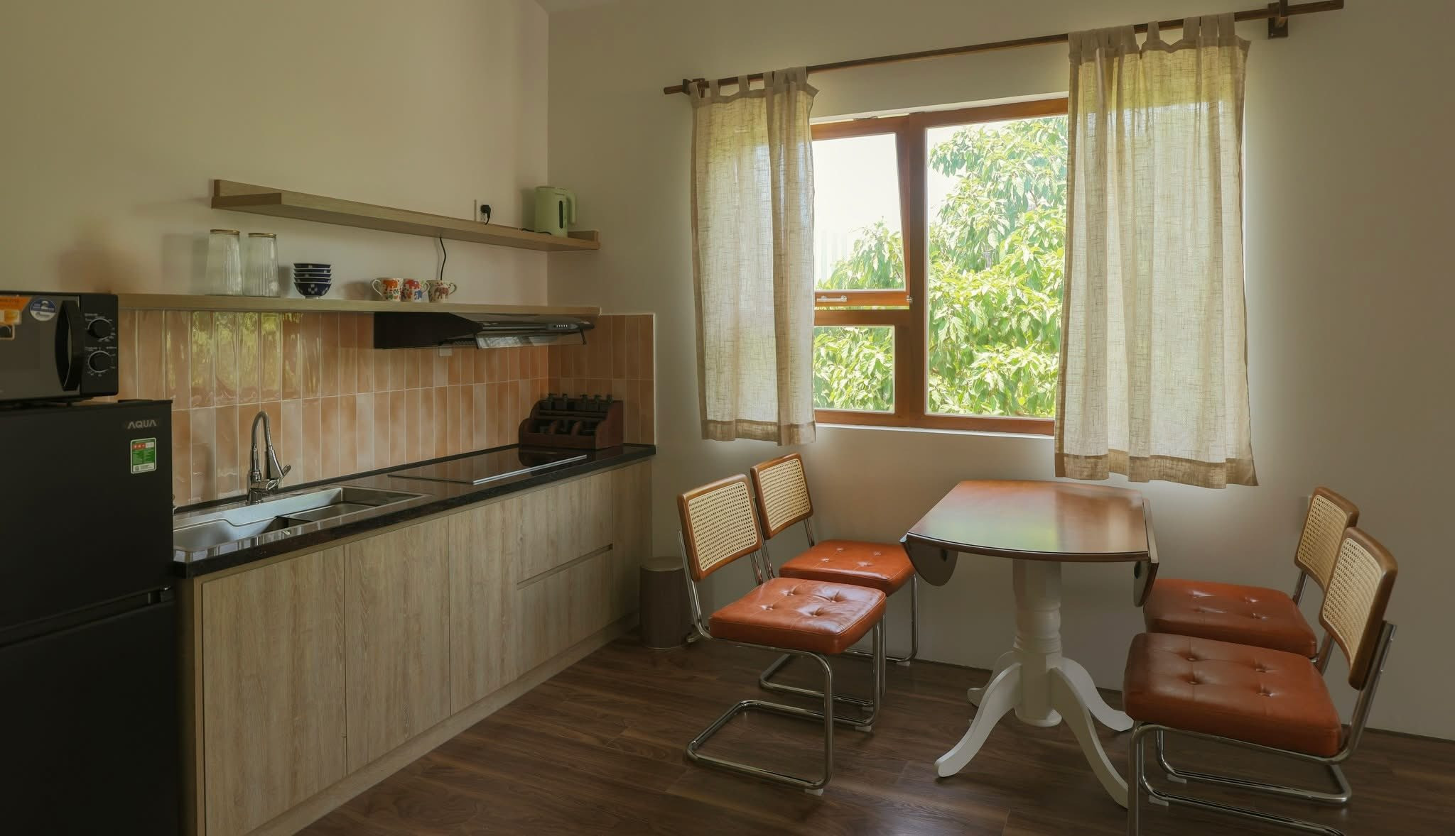 Mua nhà 2 tầng cũ, tự nâng thêm tầng và decor: Gia chủ ‘lột xác’ nhà cũ thành không gian sống 3 tầng đầy cảm xúc- Ảnh 7. Mua nhà 2 tầng cũ, tự nâng thêm tầng và decor: Gia chủ ‘lột xác’ nhà cũ thành không gian sống 3 tầng đầy cảm xúc- Ảnh 7.
