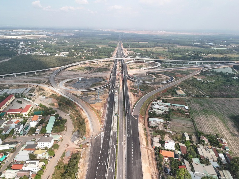 TP. HCM đề xuất đưa gần 38km cao tốc Biên Hòa - Vũng Tàu vào khai thác. Nguồn ảnh: Báo Chính phủ TP. HCM đề xuất đưa gần 38km cao tốc Biên Hòa - Vũng Tàu vào khai thác. Nguồn ảnh: Báo Chính phủ