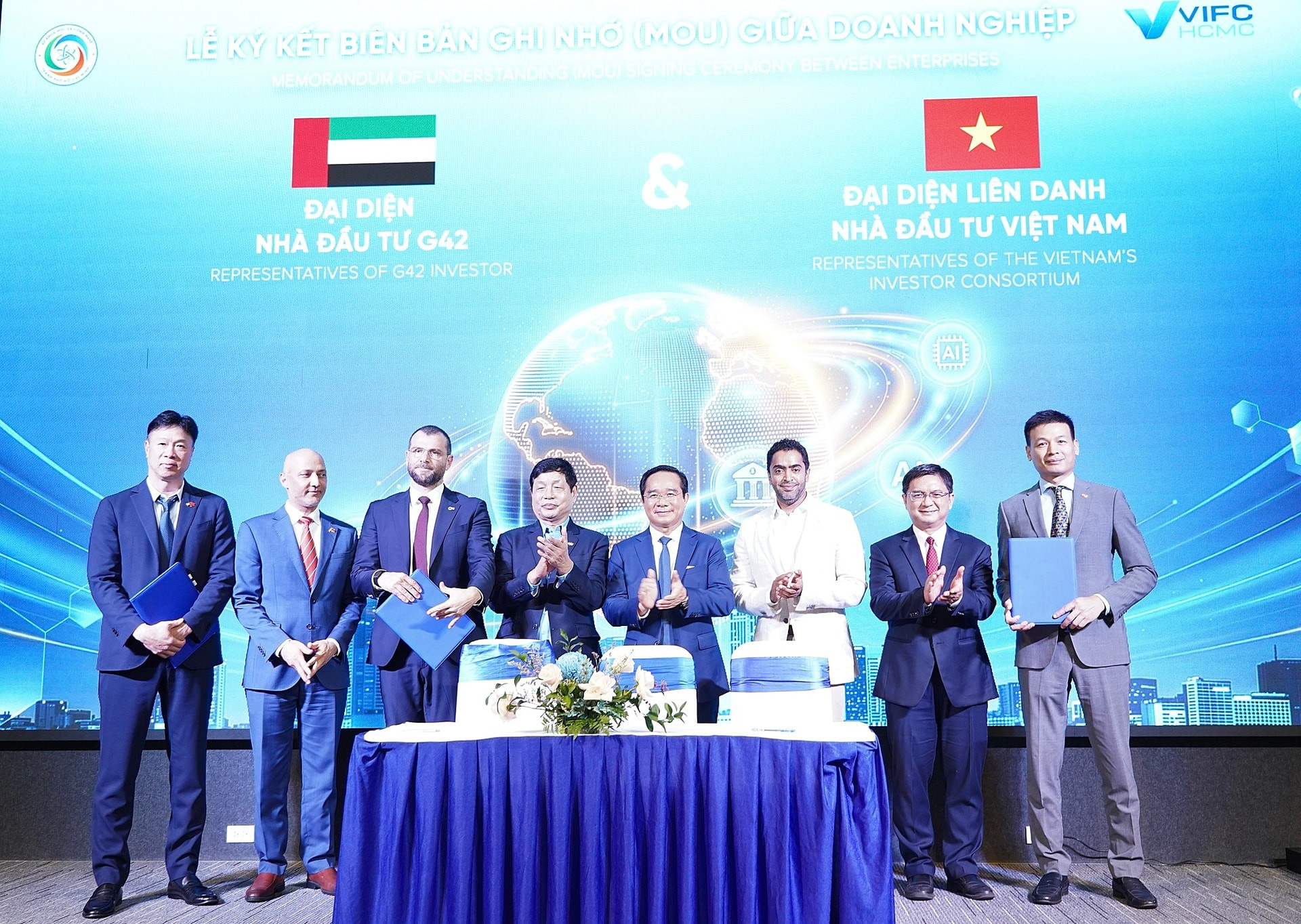 FPT bắt tay 'gã khổng lồ' công nghệ UAE xây dựng hạ tầng AI 1 tỷ USD tại Việt Nam