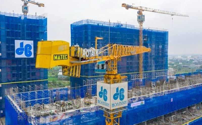 Thanh lý tài sản ‘cứu’ Xây dựng Hòa Bình (HBC) khỏi thua lỗ, mỗi ngày phải trả lãi vay hơn 1 tỷ đồng