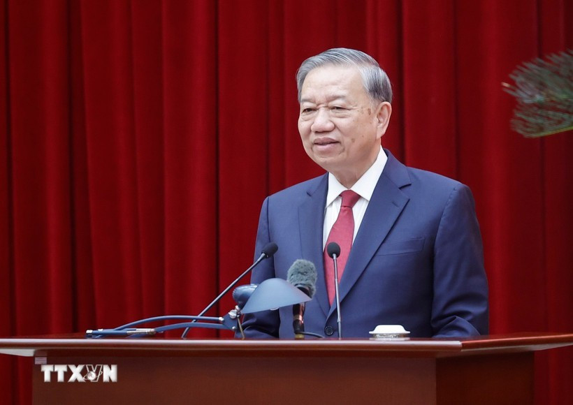 Tổng Bí thư Tô Lâm phát biểu tại hội nghị. Ảnh: TTXVN. tienphong-102tbt.jpg