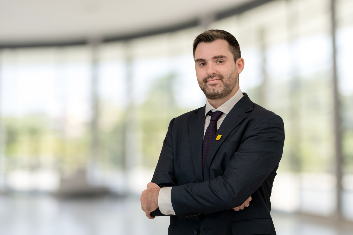 john-campbell-giam-do-c-tru-o-ng-bo-pha-n-dich-vu-co-ng-nghie-p-savills-vie-t-nam20251204142828.png