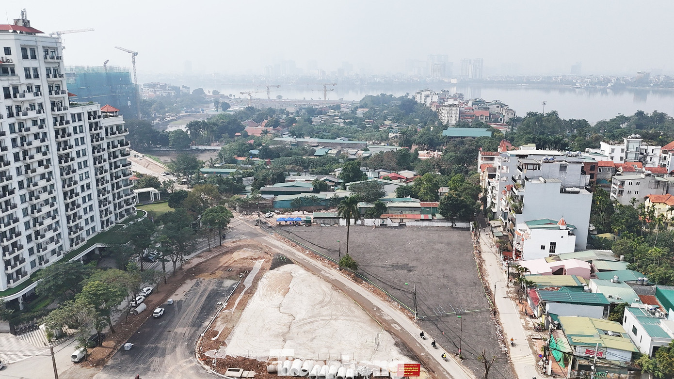 Tuyến đường sau khi hoàn thành đi ngang qua nhà hát Opera Hà Nội, và tới thẳng ven hồ Tây. tp-ji-20260210115219-0052-tp.jpg
