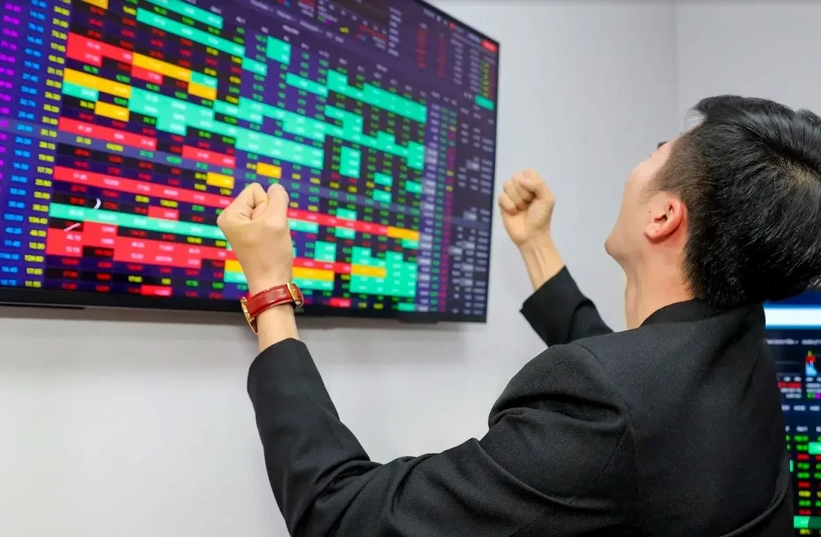 Nhận định thị trường 13/2: Các công ty chứng khoán đồng thuận xu hướng tăng