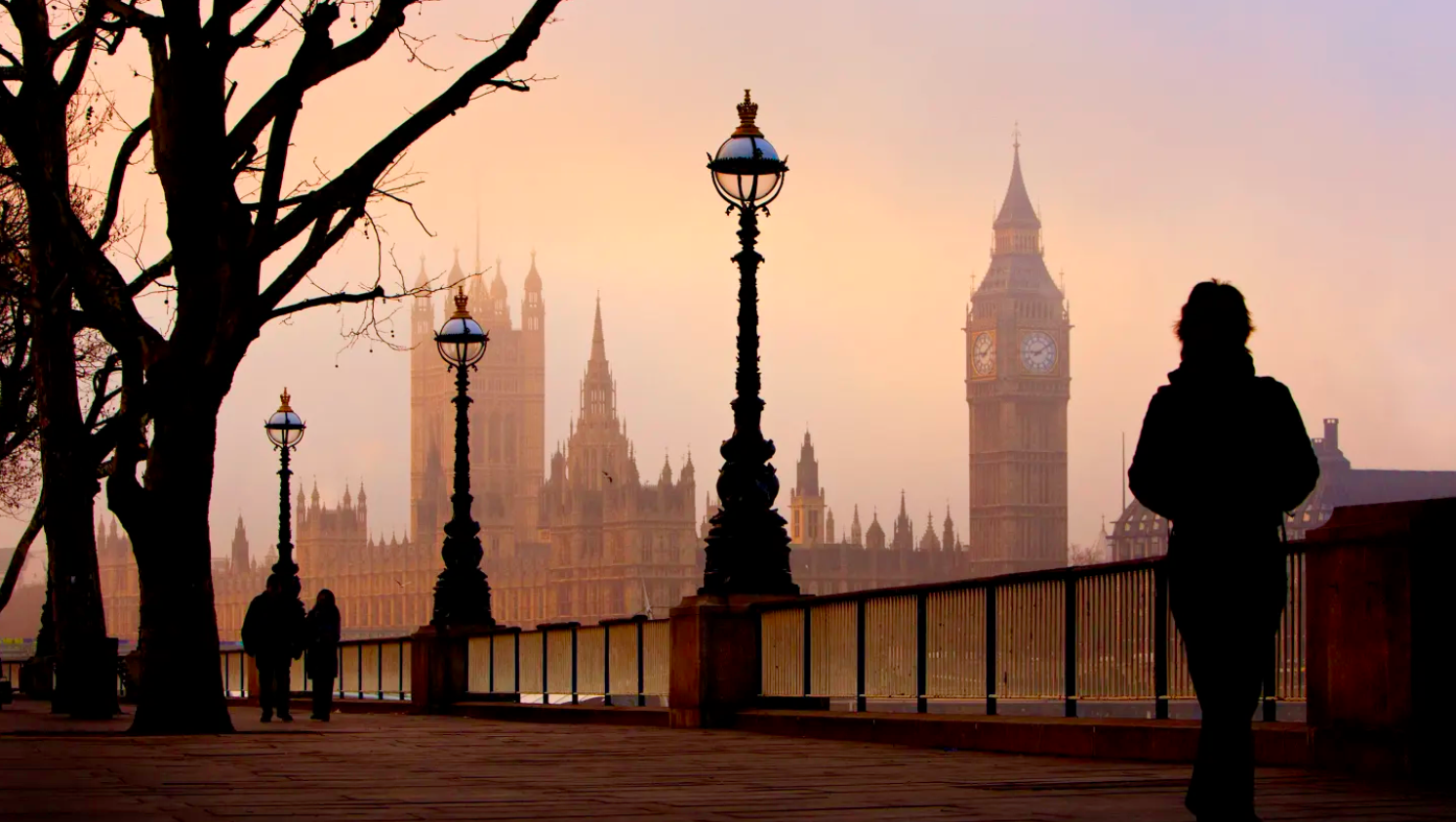 Nền kinh tế lớn thứ 6 thế giới 'lung lay': Tăng trưởng èo uột 0,1%, áp lực lạm phát đè nặng