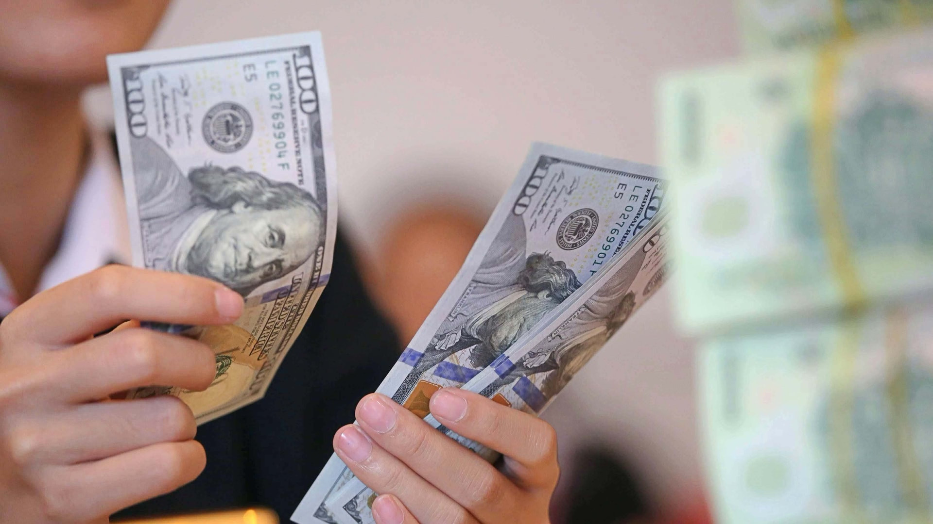 Bức tranh tiền tệ 2026: USD suy yếu là ‘phao cứu sinh’ cho tỷ giá trong nước?