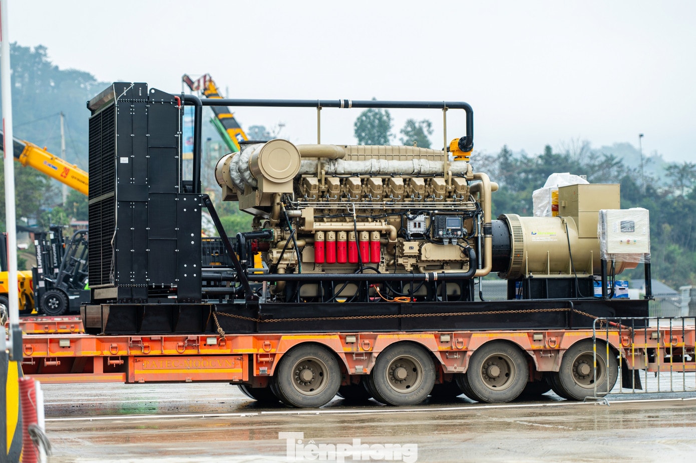 tp-quocnam-z62-9651.jpg